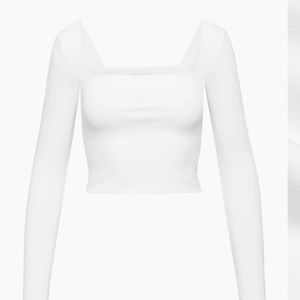 aritzia cropped contour long sleeve
